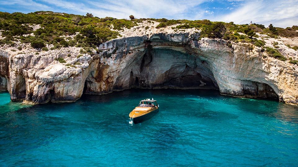 Black Pearl boat Zakynthos